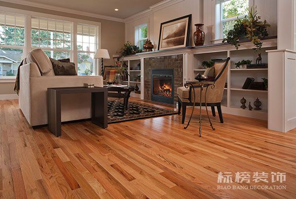 深圳办公室装修公司关于小黄片应用下载装修实木地板的维护