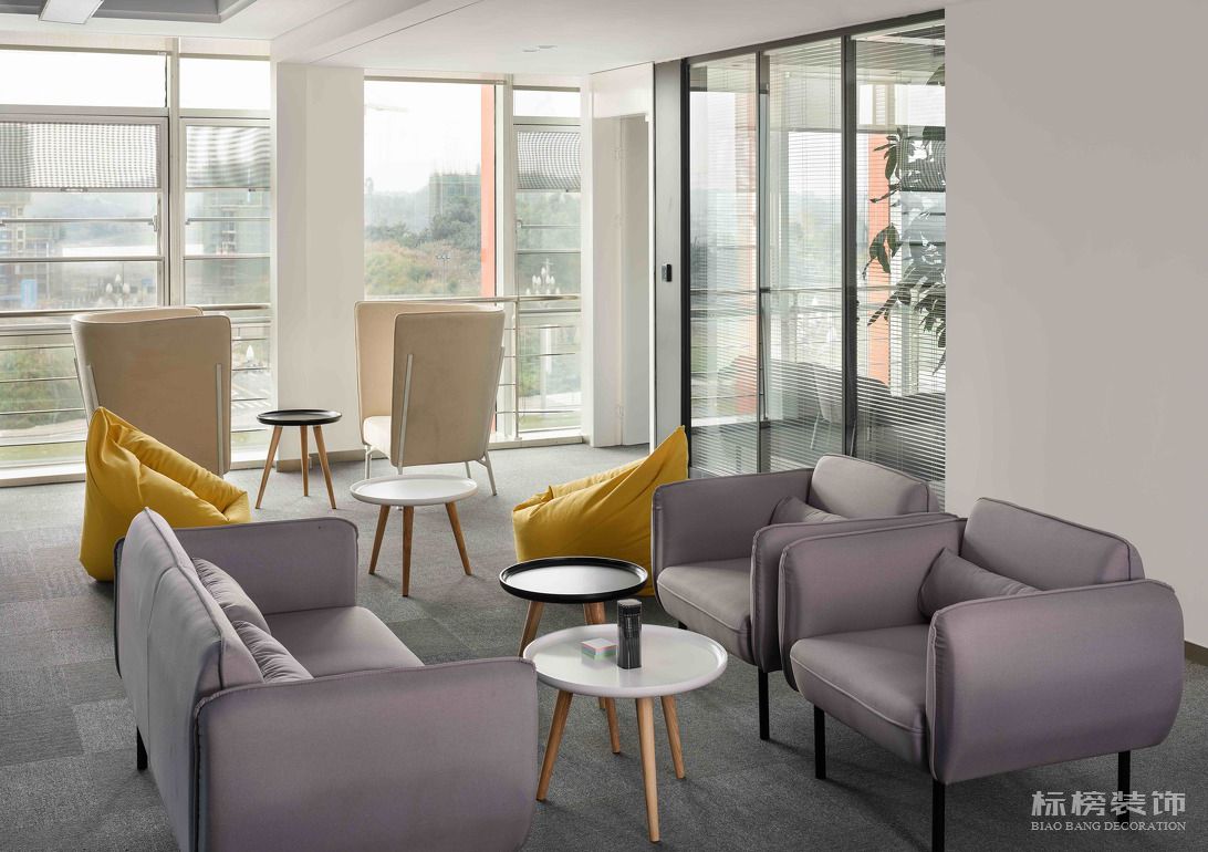 办公室装修费用一般是多少钱？